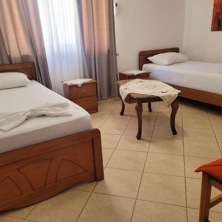 Geri Apartment Ксамил Екстериор снимка
