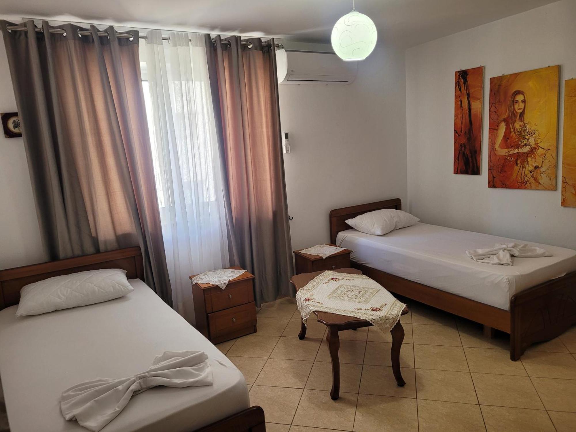 Geri Apartment Ксамил Екстериор снимка